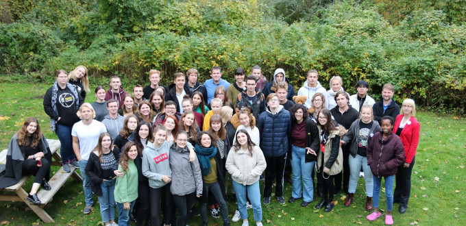 Gruppenbild verkleinert